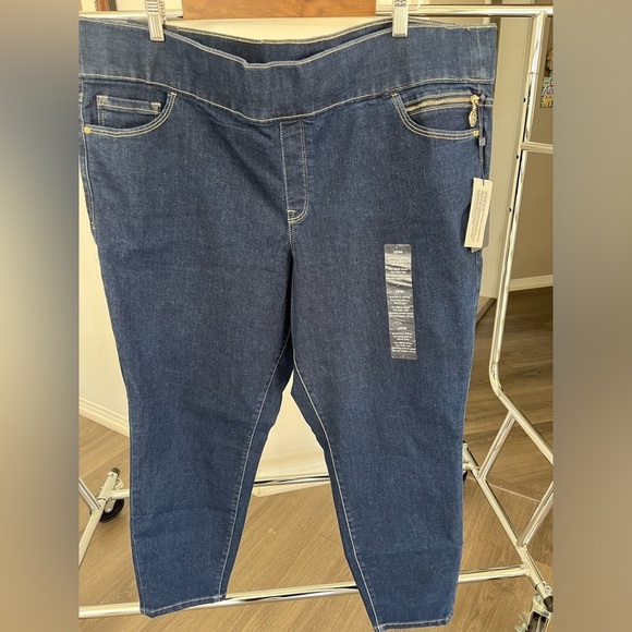 Tommy Hilfiger Pants - Hilfiger Jeans